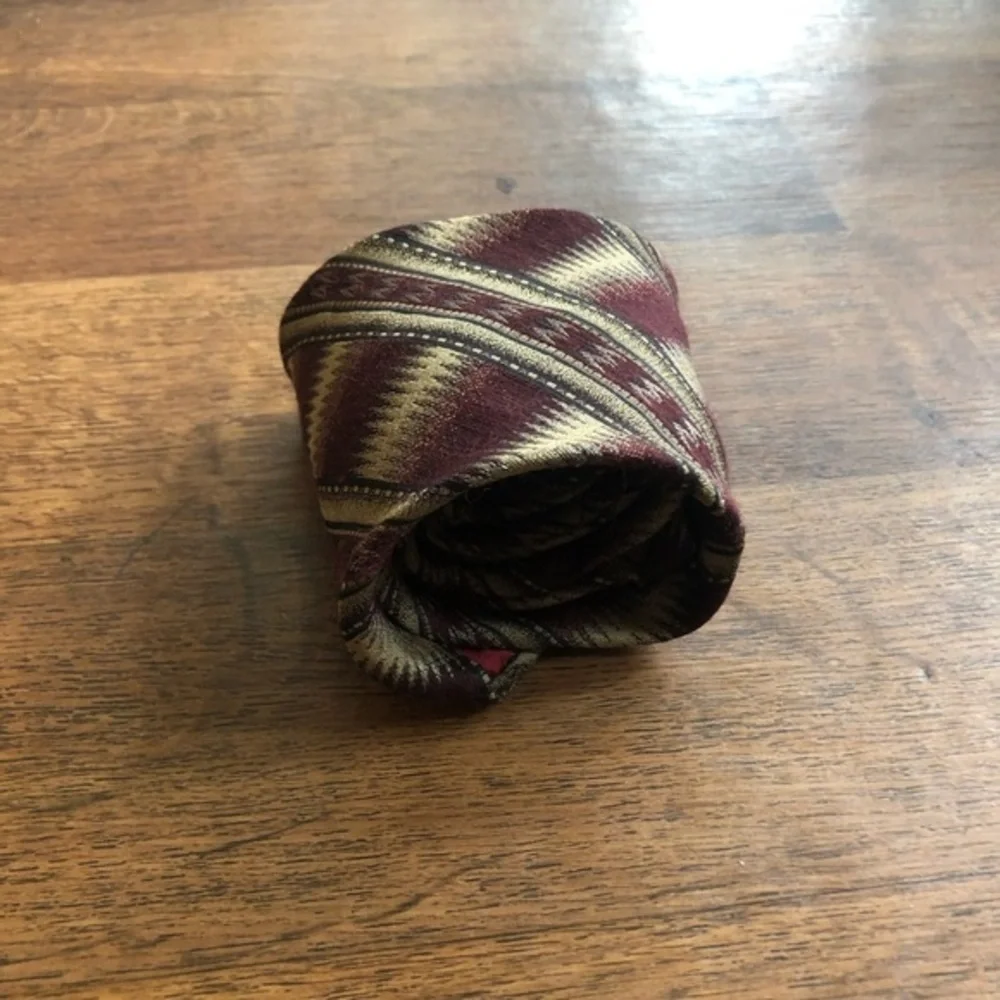 Corneliani “TREND” Burgundy Gold Tie
